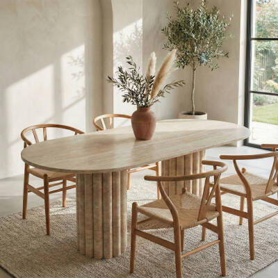 Armenia Traverten Yemek Masası